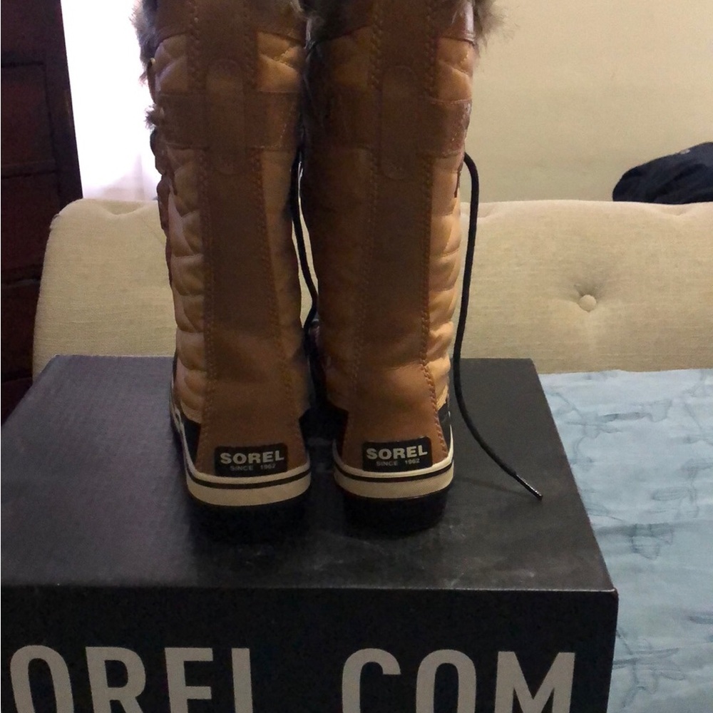 Sorel Women's Winter Boots - Black and Brown - Picture 3 of 5